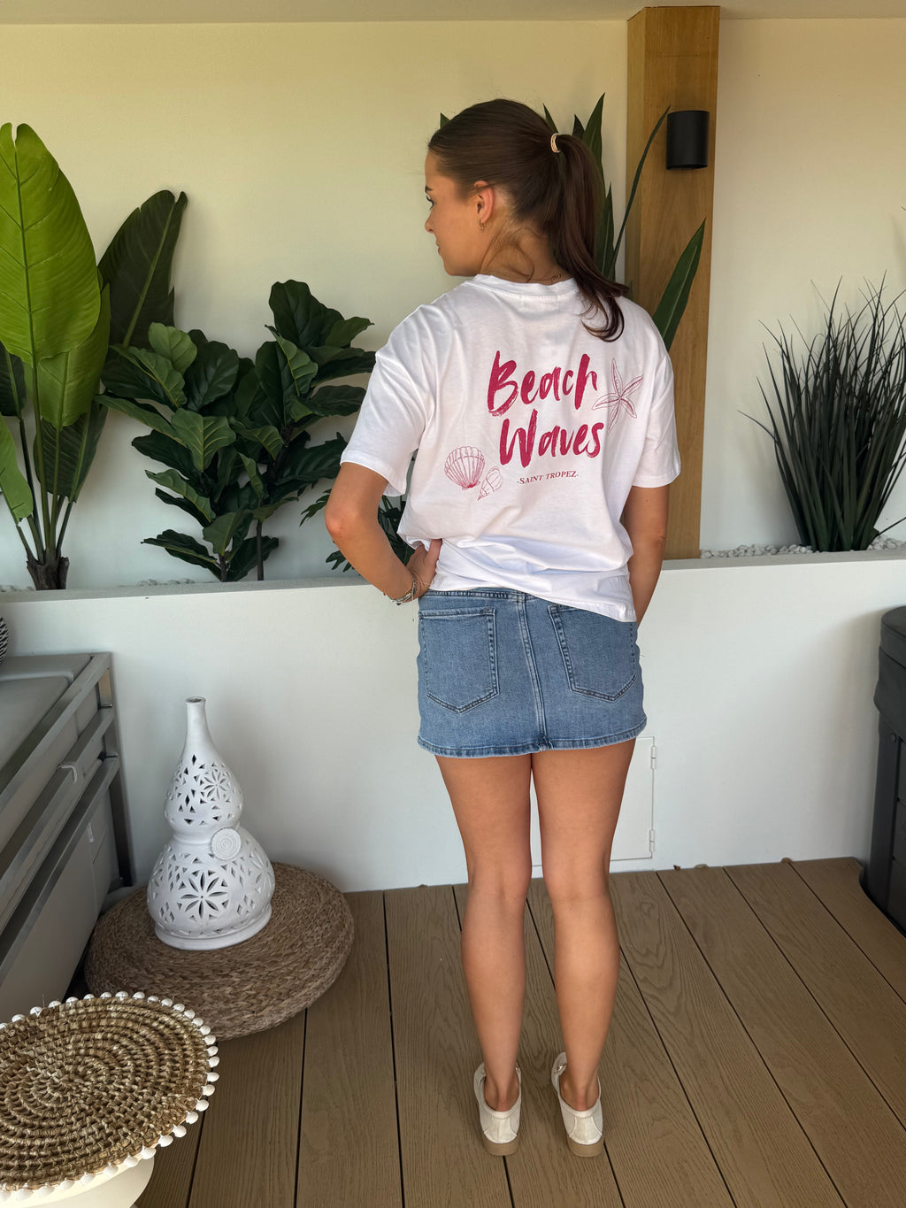 Beachy tee