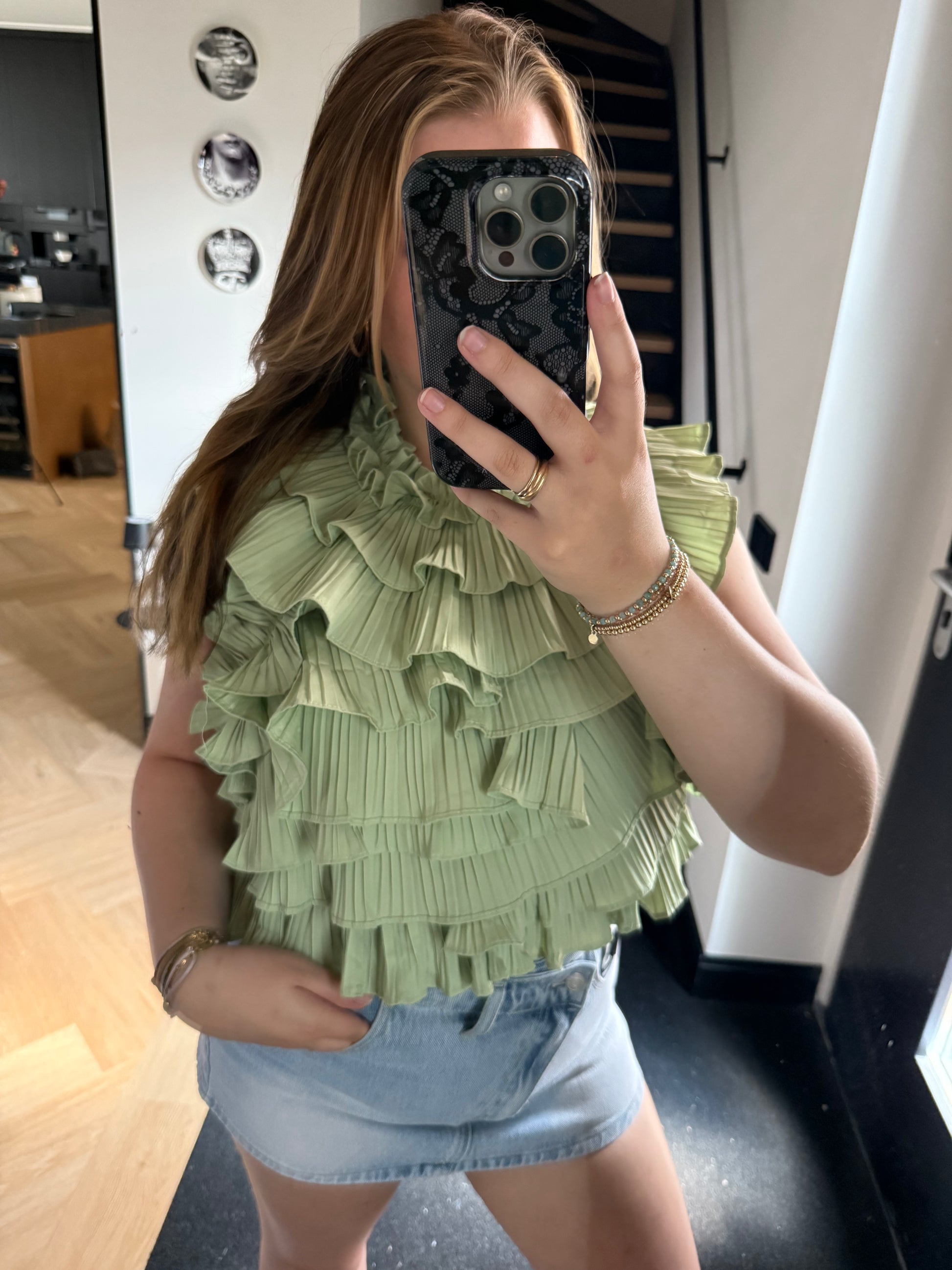 Ruffle chic top mint