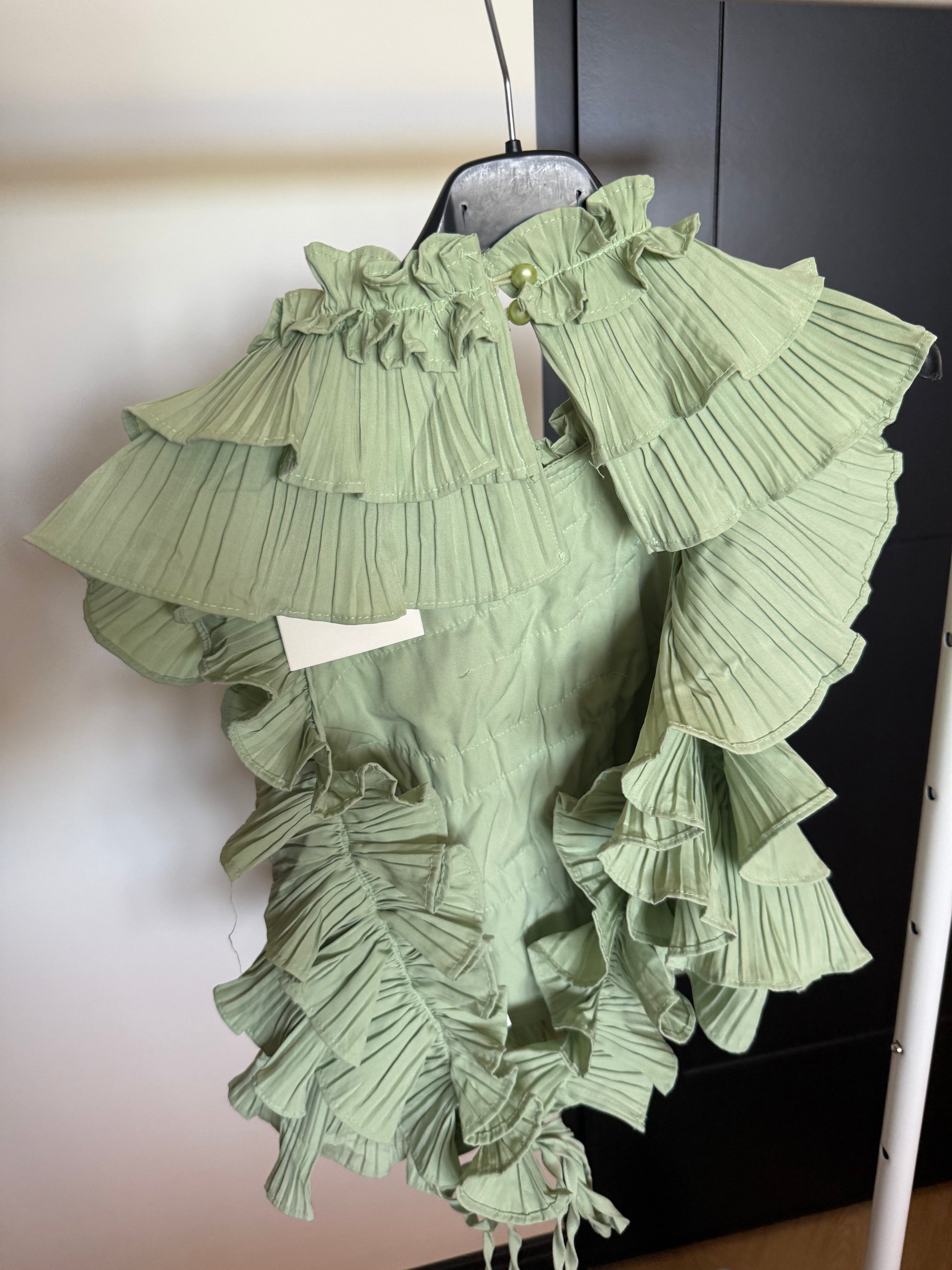 Ruffle chic top mint