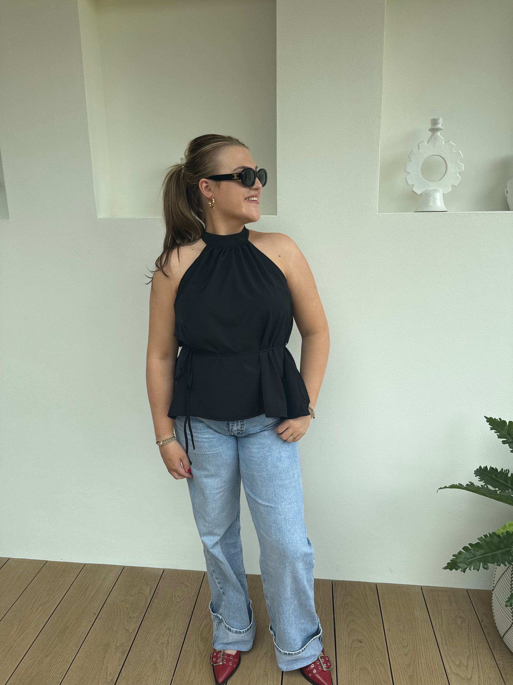 Halter top chic black